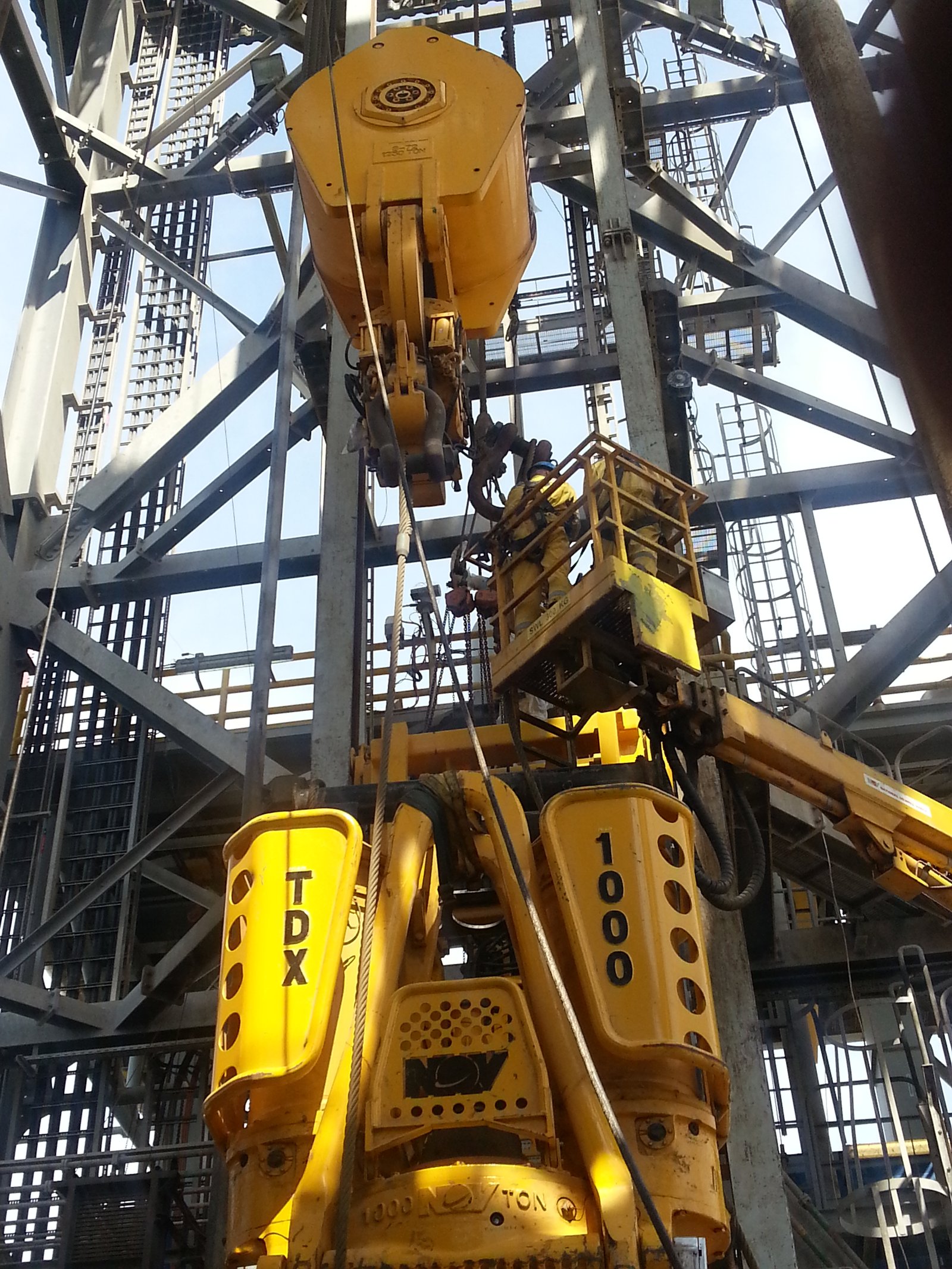 TDX-1000 top drive / project photograph 08
