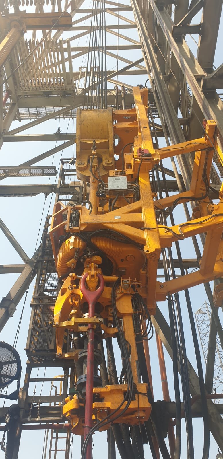 Top drive installation & commissioning